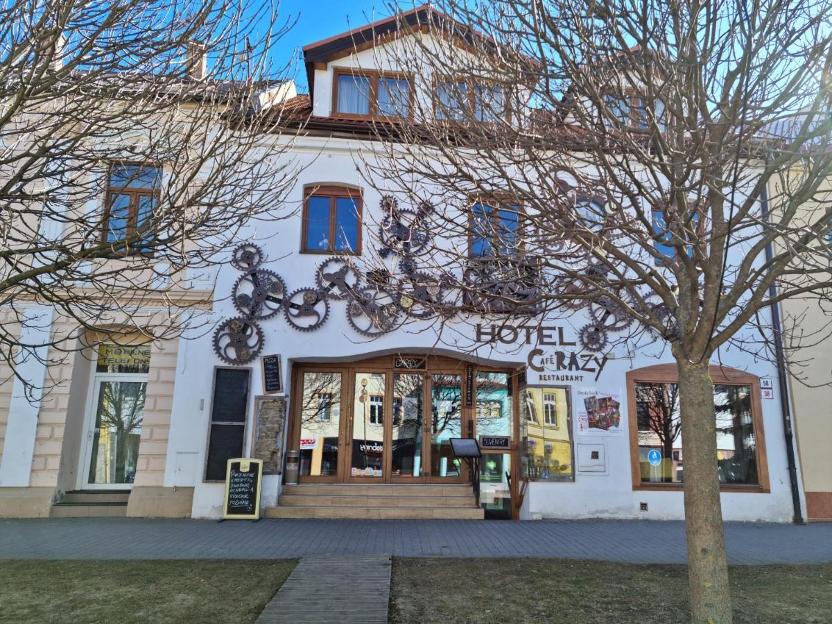 Hostel Caferazy Poprád Kültér fotó