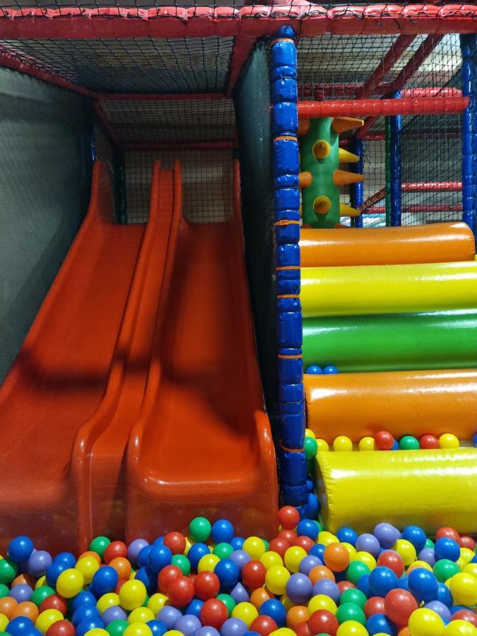 Hostel Caferazy Poprád Kültér fotó